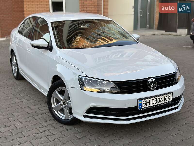 Седан Volkswagen Jetta 2016 в Одессе