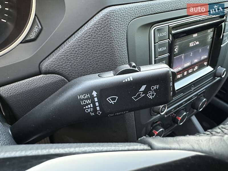Седан Volkswagen Jetta 2016 в Одессе