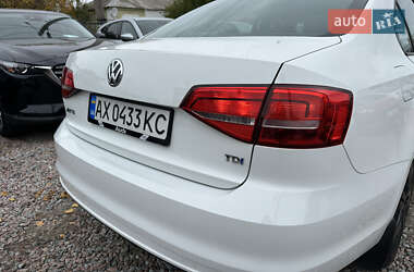 Седан Volkswagen Jetta 2014 в 