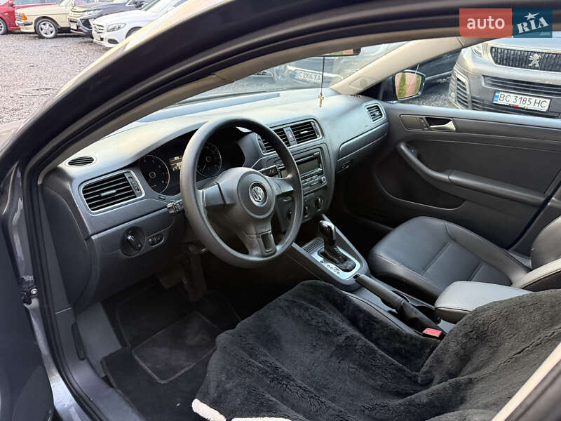Седан Volkswagen Jetta 2014 в Львове фото 4 Седан Volkswagen Jetta 2014 в Львове