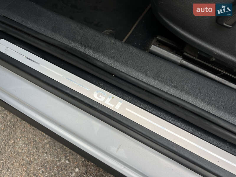 Седан Volkswagen Jetta 2012 в Одесі