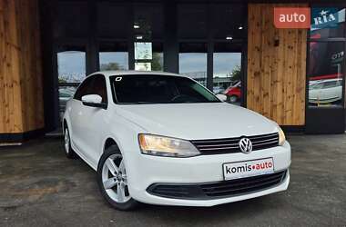 Седан Volkswagen Jetta 2012 в Виннице