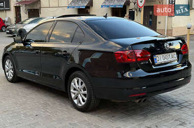 Седан Volkswagen Jetta 2012 в Одесі