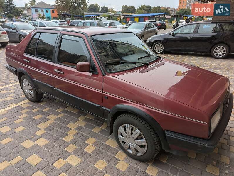 Седан Volkswagen Jetta 1988 в 