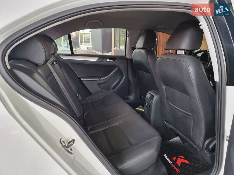 Седан Volkswagen Jetta 2012 в Вінниці фото 60 Седан Volkswagen Jetta 2012 в Вінниці