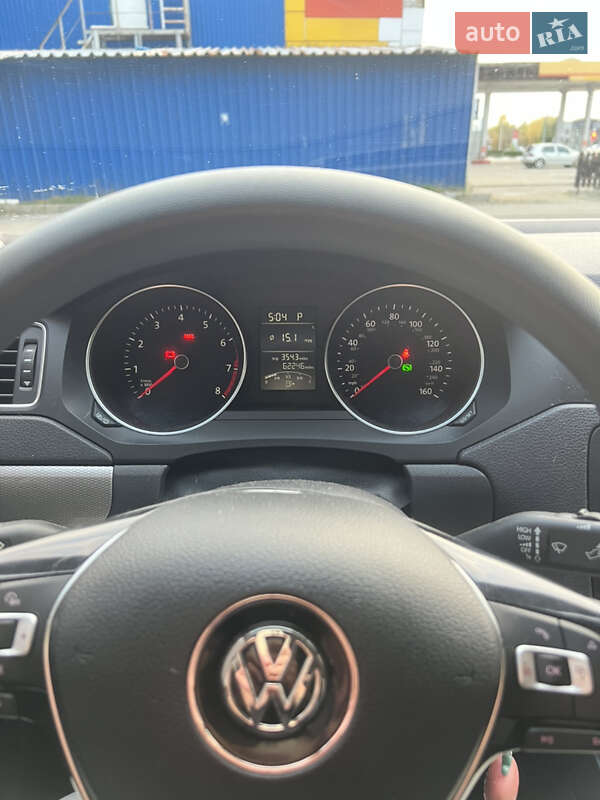 Седан Volkswagen Jetta 2017 в Харькове