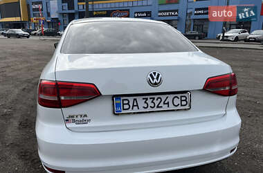 Седан Volkswagen Jetta 2014 в 