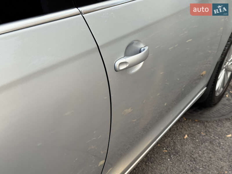 Універсал Volkswagen Jetta 2009 в Дніпрі