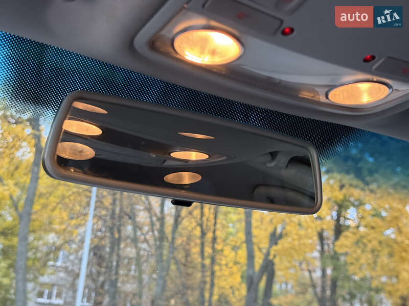 Універсал Volkswagen Jetta 2009 в Дніпрі