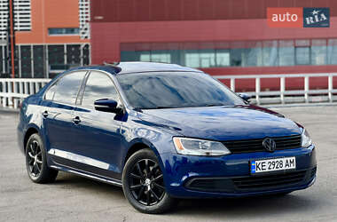 Седан Volkswagen Jetta 2013 в Днепре