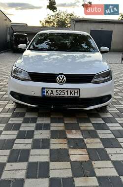 Седан Volkswagen Jetta 2012 в Ананьїві