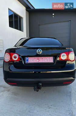 Седан Volkswagen Jetta 2006 в 