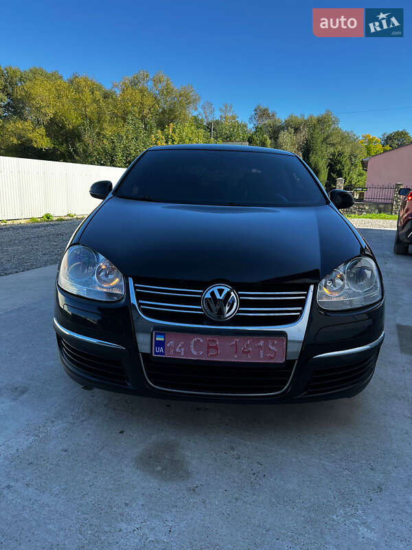 Седан Volkswagen Jetta 2006 в Надворной фото 15 Седан Volkswagen Jetta 2006 в Надворной