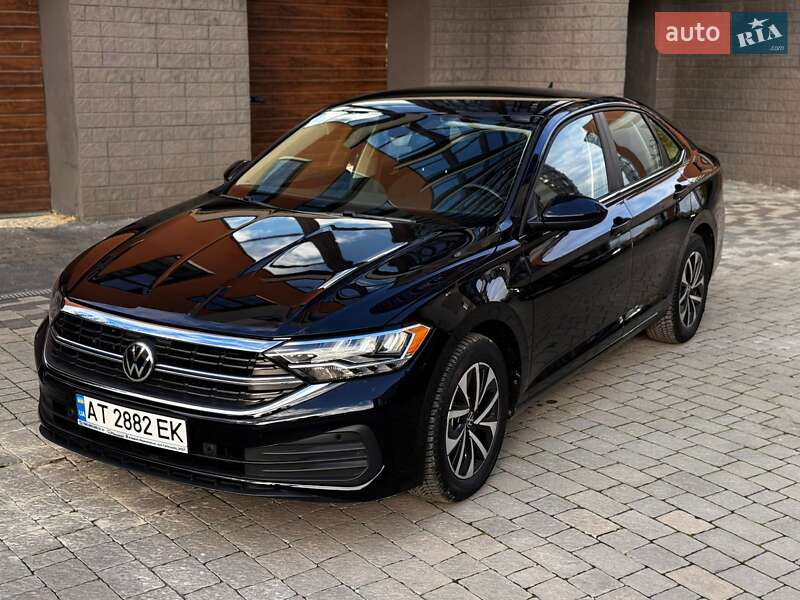 Седан Volkswagen Jetta 2022 в Ивано-Франковске