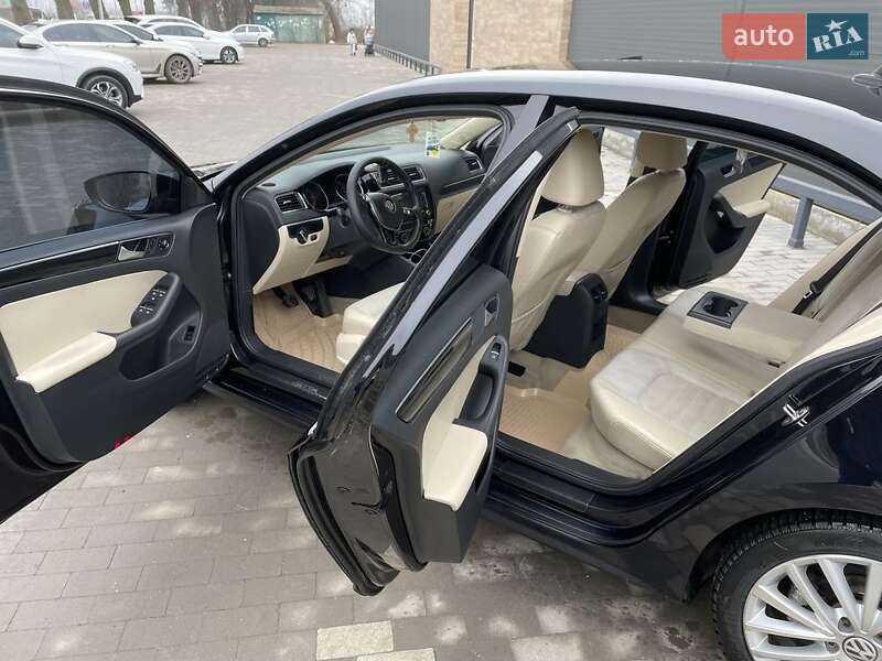 Седан Volkswagen Jetta 2016 в Виннице фото 12 Седан Volkswagen Jetta 2016 в Виннице