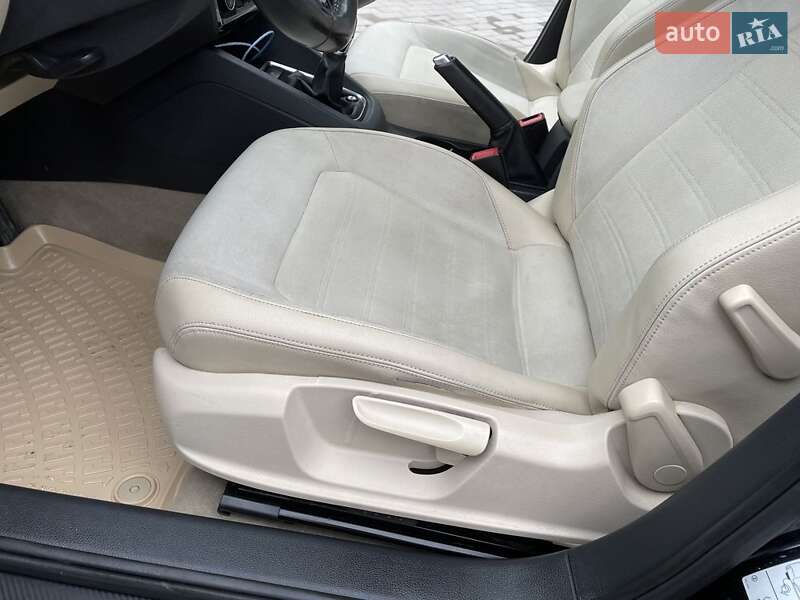 Седан Volkswagen Jetta 2016 в Виннице фото 21 Седан Volkswagen Jetta 2016 в Виннице
