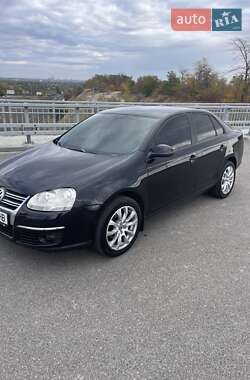 Седан Volkswagen Jetta 2008 в 