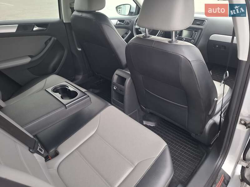 Седан Volkswagen Jetta 2012 в Черкассах фото 25 Седан Volkswagen Jetta 2012 в Черкассах