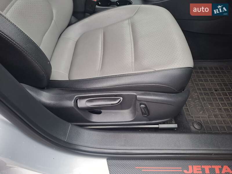 Седан Volkswagen Jetta 2012 в Черкассах фото 30 Седан Volkswagen Jetta 2012 в Черкассах