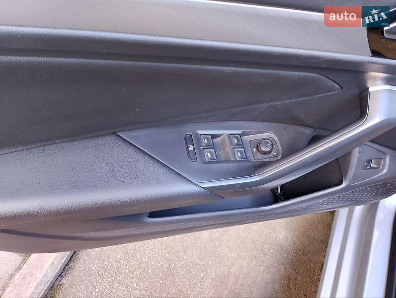 Седан Volkswagen Jetta 2019 в Рівному фото 23 Седан Volkswagen Jetta 2019 в Рівному