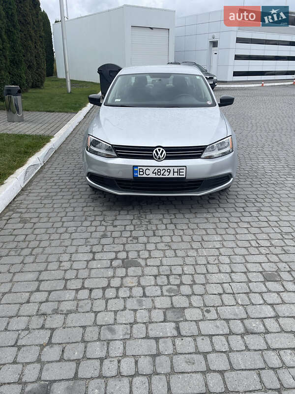 Седан Volkswagen Jetta 2013 в Львові фото 2 Седан Volkswagen Jetta 2013 в Львові