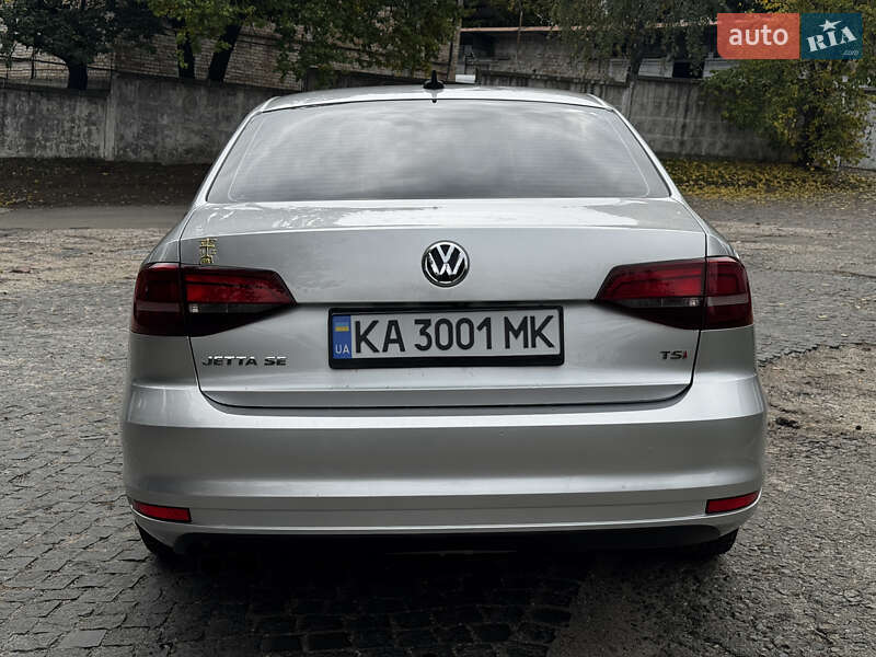 Седан Volkswagen Jetta 2016 в Києві