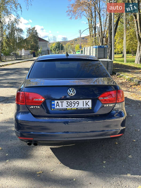 Седан Volkswagen Jetta 2010 в Косове фото 13 Седан Volkswagen Jetta 2010 в Косове