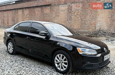 Седан Volkswagen Jetta 2012 в 