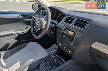 Седан Volkswagen Jetta 2017 в 