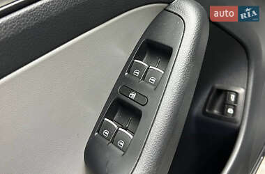 Седан Volkswagen Jetta 2014 в 