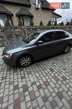 Седан Volkswagen Jetta 2014 в Днепре