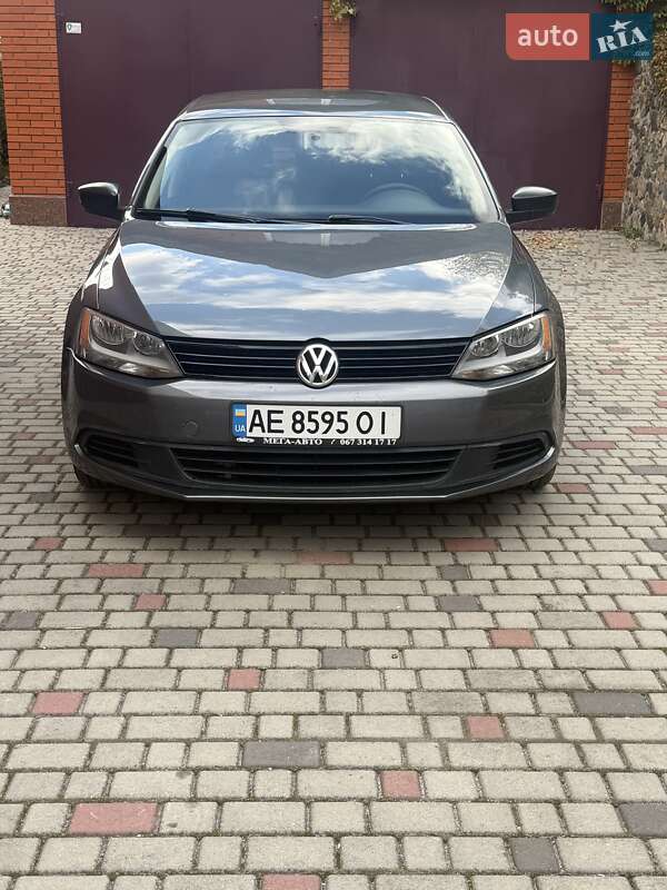 Седан Volkswagen Jetta 2014 в Днепре фото 6 Седан Volkswagen Jetta 2014 в Днепре