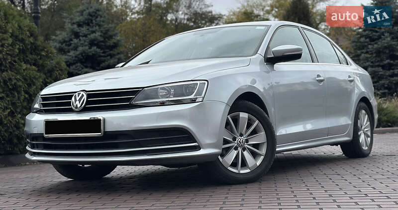 Volkswagen Jetta 2015