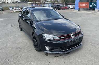 Седан Volkswagen Jetta 2015 в  фото 28 Седан Volkswagen Jetta 2015 в