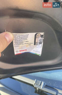 Седан Volkswagen Jetta 2005 в  фото 9 Седан Volkswagen Jetta 2005 в