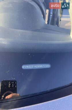Седан Volkswagen Jetta 2005 в  фото 25 Седан Volkswagen Jetta 2005 в