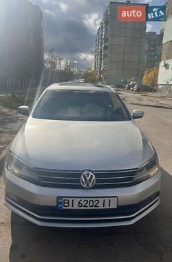 Седан Volkswagen Jetta 2015 в  Седан Volkswagen Jetta 2015 в