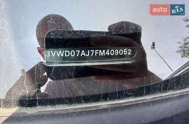 Седан Volkswagen Jetta 2015 в  фото 7 Седан Volkswagen Jetta 2015 в