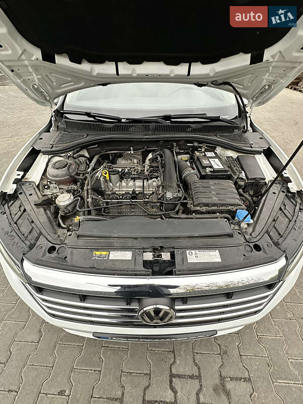 Седан Volkswagen Jetta 2020 в Фастове