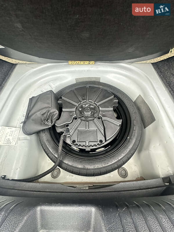 Седан Volkswagen Jetta 2020 в Фастове