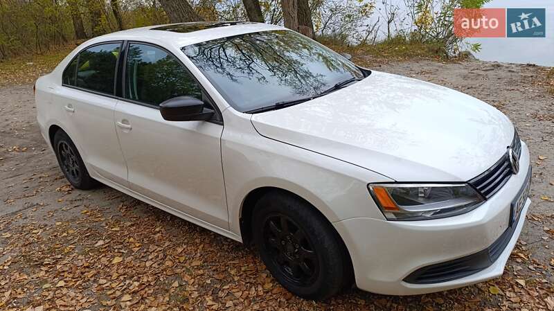 Седан Volkswagen Jetta 2012 в Каменском