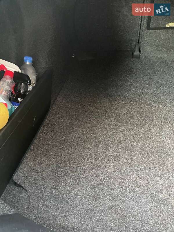 Седан Volkswagen Jetta 2012 в Ужгороде