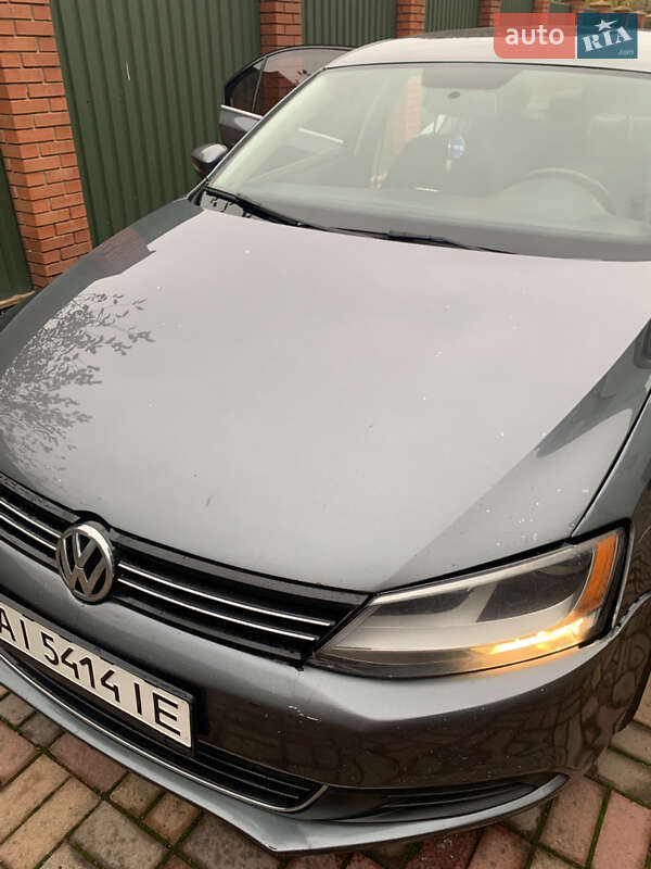 Седан Volkswagen Jetta 2012 в Иванковичах