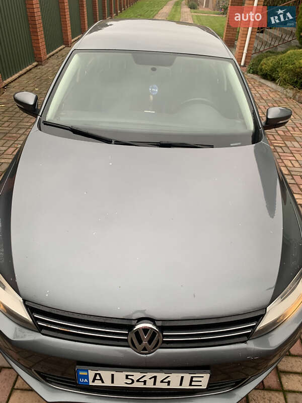 Седан Volkswagen Jetta 2012 в Иванковичах