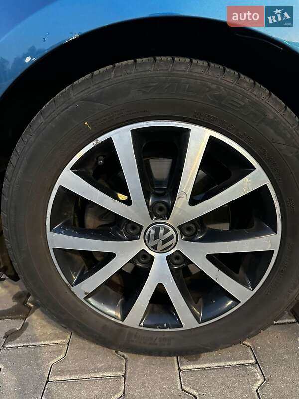 Седан Volkswagen Jetta 2016 в Хмельницком