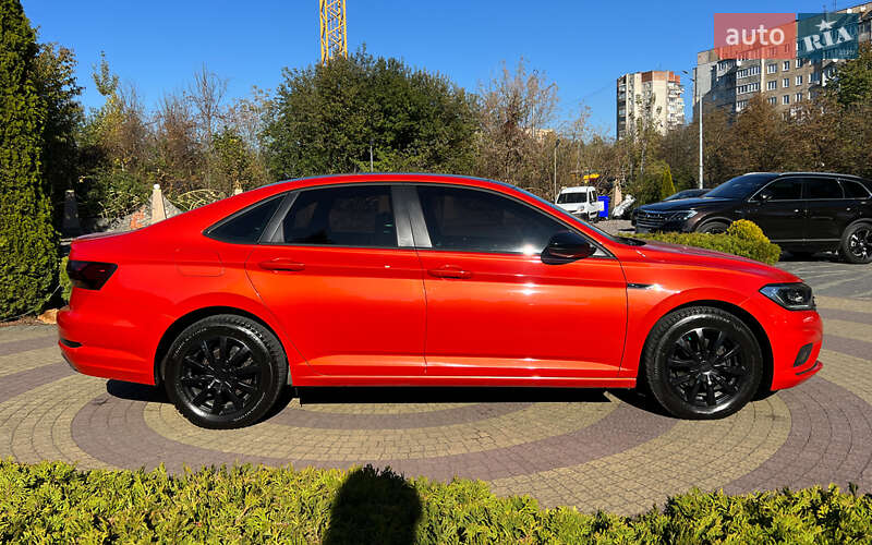Седан Volkswagen Jetta 2019 в Львове