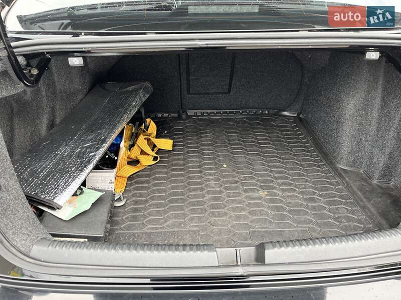 Седан Volkswagen Jetta 2017 в Днепре фото 25 Седан Volkswagen Jetta 2017 в Днепре