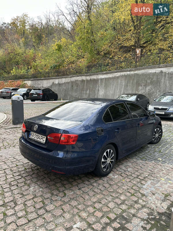 Седан Volkswagen Jetta 2014 в Киеве фото 5 Седан Volkswagen Jetta 2014 в Киеве