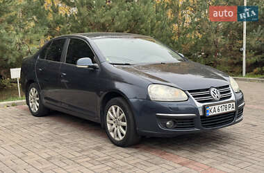 Седан Volkswagen Jetta 2008 в Киеве
