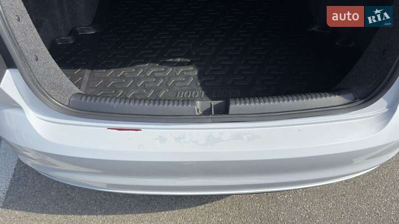 Седан Volkswagen Jetta 2016 в Вышгороде фото 7 Седан Volkswagen Jetta 2016 в Вышгороде